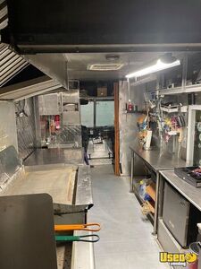 1999 P90 Kitchen Food Truck All-purpose Food Truck Propane Tank Pennsylvania Gas Engine for Sale