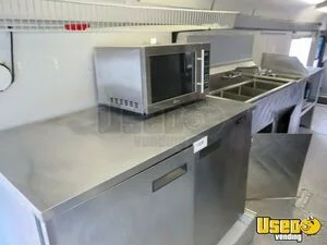 1999 Saf-t-liner® Hdx All-purpose Food Truck Stainless Steel Wall Covers Texas Diesel Engine for Sale
