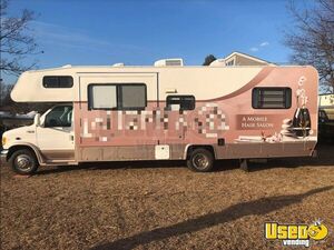 1999 Santara Mobile Hair Salon Bus Mobile Hair & Nail Salon Truck Connecticut Gas Engine for Sale