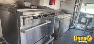 1999 Step Van Food Truck All-purpose Food Truck Diamond Plated Aluminum Flooring Texas Diesel Engine for Sale