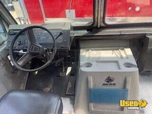 1999 Step Van Food Truck All-purpose Food Truck Oven California Gas Engine for Sale