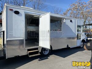 1999 Step Van Kitchen Food Truck All-purpose Food Truck Concession Window California Gas Engine for Sale