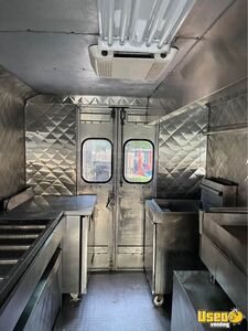 1999 Step Van Kitchen Food Truck All-purpose Food Truck Exhaust Fan Texas Gas Engine for Sale