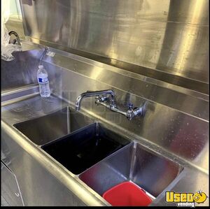 1999 Step Van Kitchen Food Truck All-purpose Food Truck Refrigerator California Diesel Engine for Sale