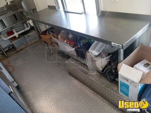 1999 Step Van Kitchen Food Truck All-purpose Food Truck Stovetop South Carolina Gas Engine for Sale