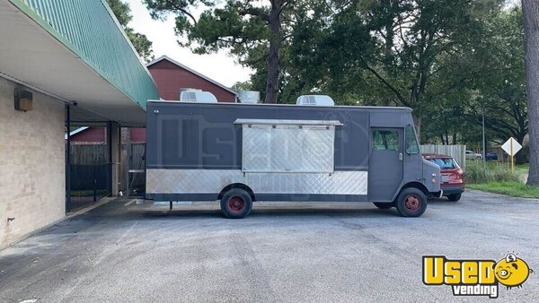 1999 Step Van Kitchen Food Truck All-purpose Food Truck Texas Gas Engine for Sale