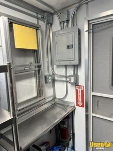 1999 Step Van Kitchen Food Truck All-purpose Food Truck Upright Freezer California Gas Engine for Sale