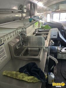 1999 T Liner All-purpose Food Truck Oven Florida Diesel Engine for Sale