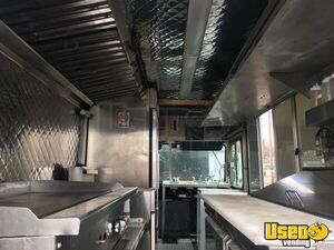 1999 Utilimaster Step Van Food Truck All-purpose Food Truck Propane Tank Virginia Diesel Engine for Sale