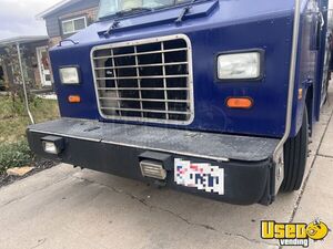 1999 Utility Master Kitchen Food Truck All-purpose Food Truck Flatgrill Utah Diesel Engine for Sale