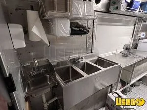 1999 Utility Master Kitchen Food Truck All-purpose Food Truck Stovetop Utah Diesel Engine for Sale