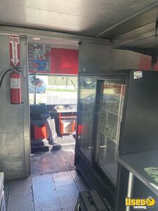 1999 Workhorse All-purpose Food Truck Concession Window Kentucky Diesel Engine for Sale