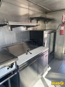 1999 Workhorse All-purpose Food Truck Stainless Steel Wall Covers Kentucky Diesel Engine for Sale