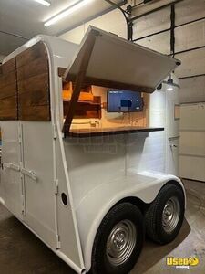 2 Horse Beverage - Coffee Trailer Interior Lighting Indiana for Sale