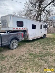 KieferBilt 2 Horse Straight Load Living Quarters Trailer with Bathroom for Sale in Texas!