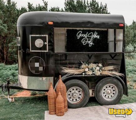 2-horse Trailer Mobile Bar Conversion Beverage - Coffee Trailer Texas for Sale
