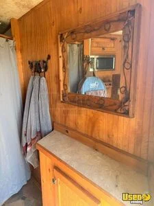 2000 2000 Featherlite 2 Horse Trailer 2-horse Lq Trailer 6 Texas for Sale