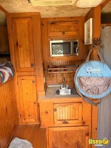 2000 2000 Featherlite 2 Horse Trailer 2-horse Lq Trailer 7 Texas for Sale
