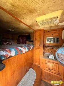 2000 2000 Featherlite 2 Horse Trailer 2-horse Lq Trailer Microwave Texas for Sale