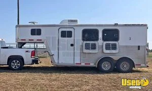 2000 2000 Featherlite 2 Horse Trailer 2-horse Lq Trailer Texas for Sale