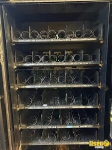 2000 3159 Usi Snack Machine 4 New York for Sale
