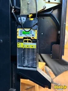 2000 3159 Usi Snack Machine 7 New York for Sale