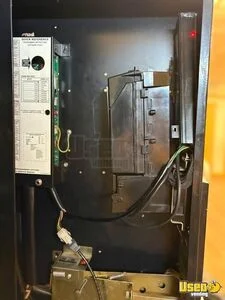 2000 3159 Usi Snack Machine 8 New York for Sale