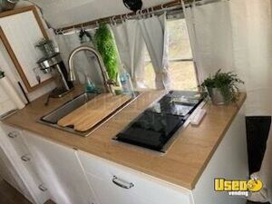 2000 3800 Series Skoolie Solar Panels Texas Diesel Engine for Sale