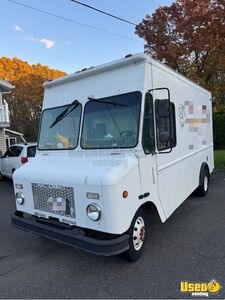 2000 All-purpose Food Truck Catering Food Truck Additional 1 Massachusetts Gas Engine for Sale