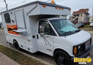 2000 All-purpose Food Truck Concession Window Pennsylvania Gas Engine for Sale