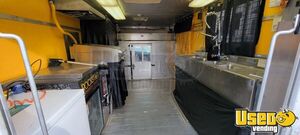 2000 All-purpose Food Truck Insulated Walls Pennsylvania Gas Engine for Sale