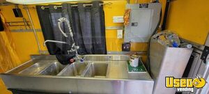 2000 All-purpose Food Truck Refrigerator Pennsylvania Gas Engine for Sale