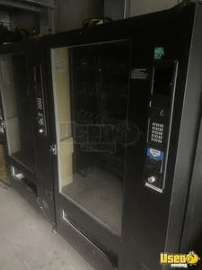 2000 Ams Combo Vending Machine 5 Washington for Sale