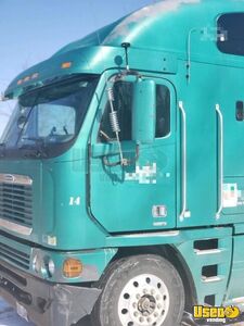 2000 Argosy Freightliner Semi Truck Michigan for Sale