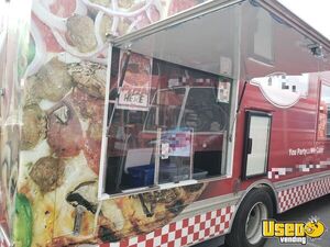 2000 C6500 Wood-fired Pizza Food Truck Pizza Food Truck Air Conditioning California Gas Engine for Sale