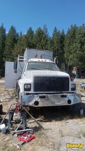 2000 C7500 Rail Road Welding Rig Truck Other Mobile Business Removable Trailer Hitch Oregon Diesel Engine for Sale