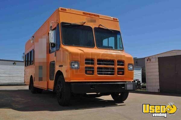 2000 Catering Food Truck Texas Diesel Engine for Sale