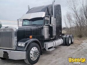 2000 Classic Freightliner Semi Truck Kentucky for Sale