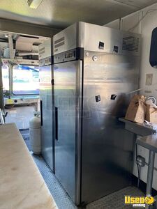 2000 Classic Xl M-35 All-purpose Food Truck Diamond Plated Aluminum Flooring South Dakota Diesel Engine for Sale