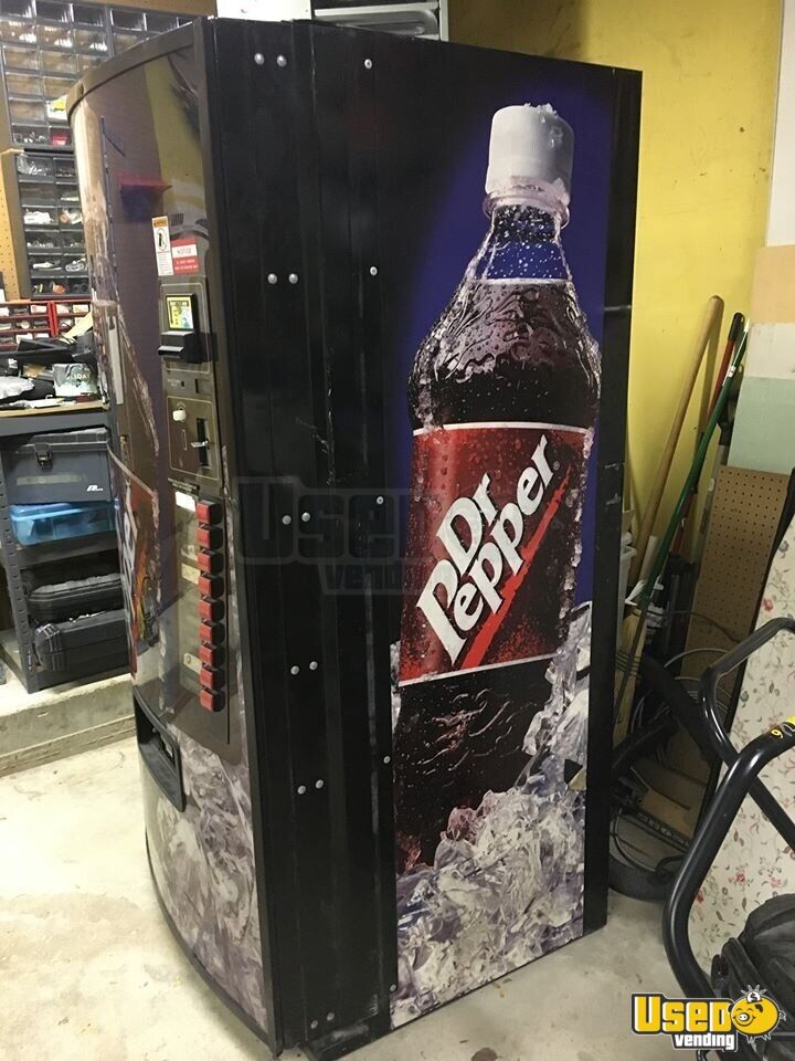 Dixie Narco Dr. Pepper Vending Machine Electrical Soda Vending