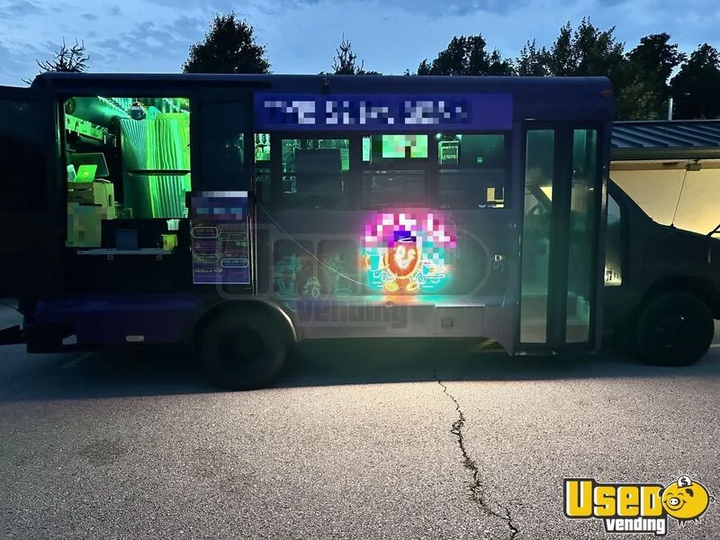 2000 E-450 Coffee & Beverage Truck Missouri Diesel Engine for Sale