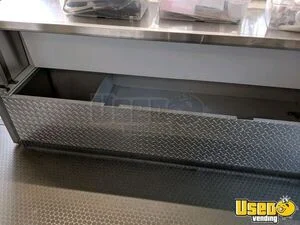 2000 E-450 Van Kitchen Food Truck All-purpose Food Truck Breaker Panel Maryland Diesel Engine for Sale