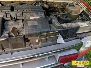 2000 E-450 Van Kitchen Food Truck All-purpose Food Truck Open Signage Maryland Diesel Engine for Sale