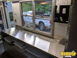 2000 E-450 Van Kitchen Food Truck All-purpose Food Truck Work Table Maryland Diesel Engine for Sale