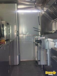 2000 E150 All-purpose Food Truck Diamond Plated Aluminum Flooring Florida Gas Engine for Sale