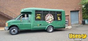 2000 E450 Coffee & Beverage Truck Concession Window New York Gas Engine for Sale
