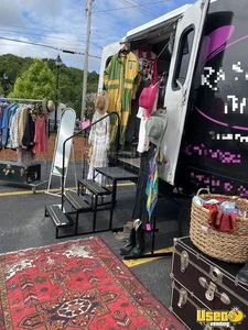 2000 Econoline Mobile Boutique Gas Engine Massachusetts Gas Engine for Sale