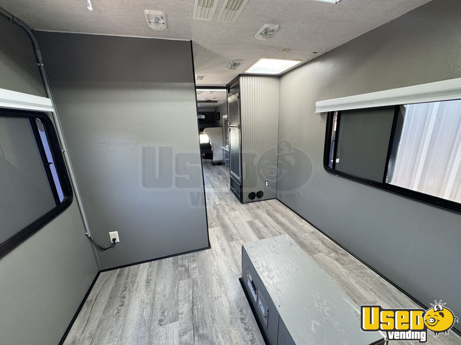 2000 Ford E450 Econoline Motorhome Shell | Mobile Business Conversion ...