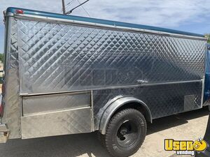 2000 F-350 Dually Canteen Truck Lunch Serving Food Truck Exterior Lighting Texas Diesel Engine for Sale