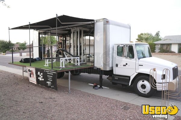 2000 Fl60 Gym Truck Other Mobile Business Arizona Diesel Engine for Sale